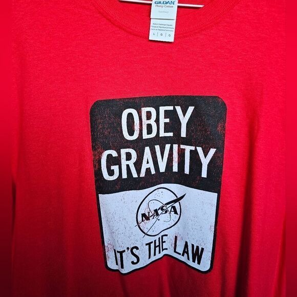 T-shirt men red size L NASA OBEY GRAVITY.  059 - Picture 1 of 3